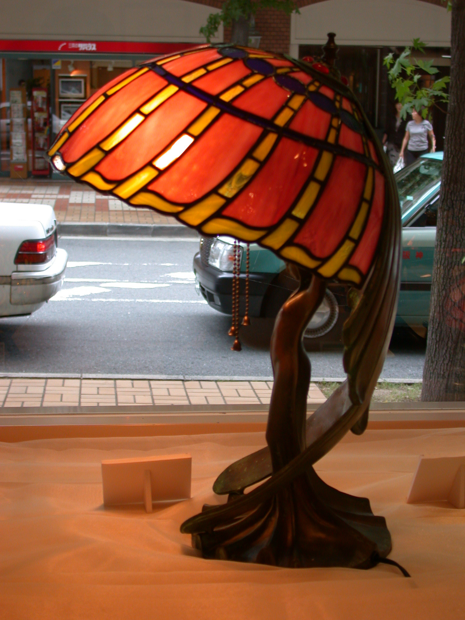 フライングレディー